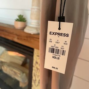 Men’s Express Dress Pants -28 x 30 NWT